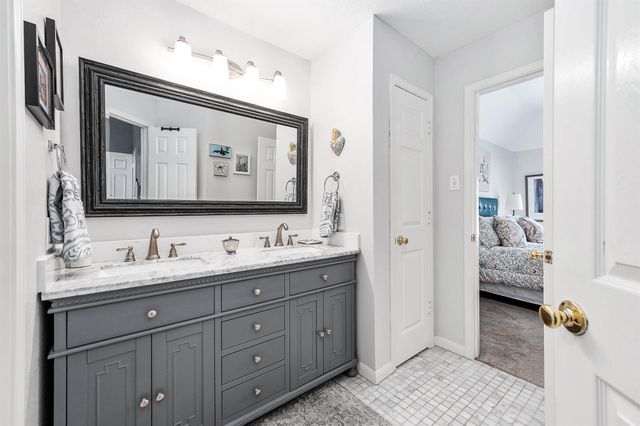 2610 Clay Creek Court, Pearland, TX 77581
