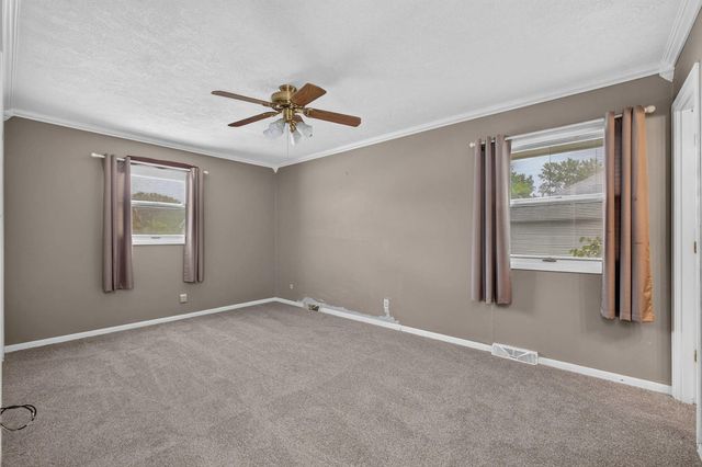 1319 Denniston Avenue, Bettendorf, IA 52722