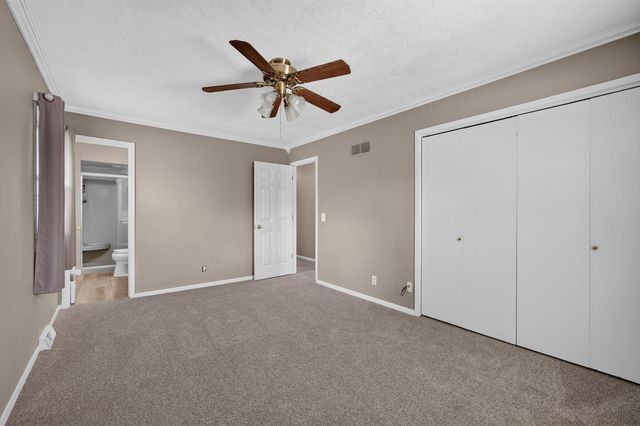 1319 Denniston Avenue, Bettendorf, IA 52722