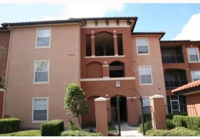 5566 METROWEST BOULEVARD 301, Orlando, FL 32811
