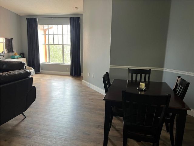 5566 METROWEST BOULEVARD 301, Orlando, FL 32811
