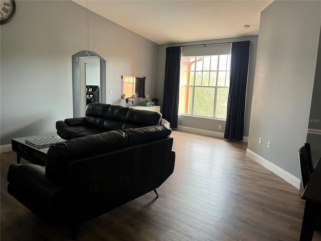 5566 METROWEST BOULEVARD 301, Orlando, FL 32811