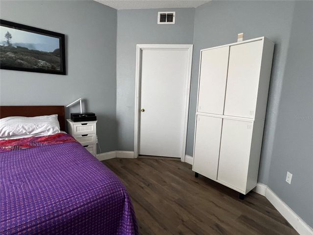 5566 METROWEST BOULEVARD 301, Orlando, FL 32811