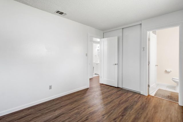6500 Harley Way, Sacramento, CA 95828