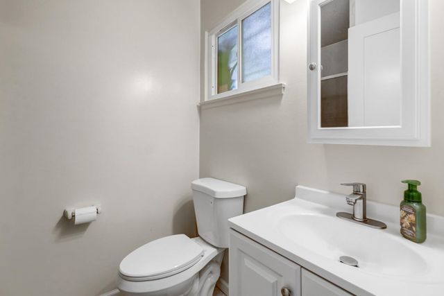 6500 Harley Way, Sacramento, CA 95828