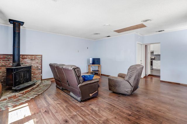 6500 Harley Way, Sacramento, CA 95828