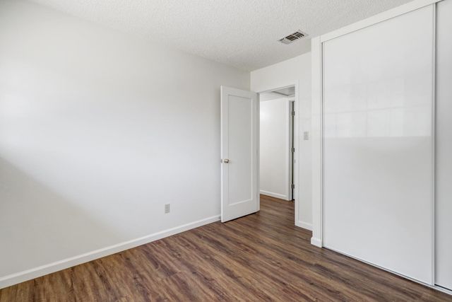6500 Harley Way, Sacramento, CA 95828