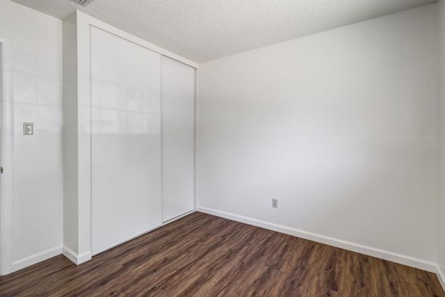 6500 Harley Way, Sacramento, CA 95828