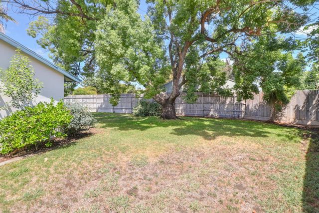 6500 Harley Way, Sacramento, CA 95828