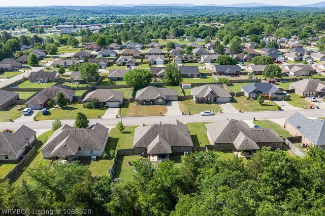 198 Pine Street, Greenwood, AR 72936