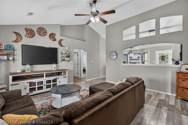 198 Pine Street, Greenwood, AR 72936