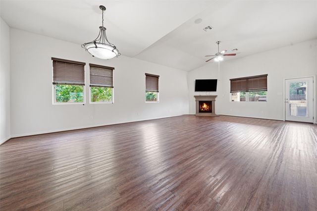 128 Clear Water PASS, Bastrop, TX 78602