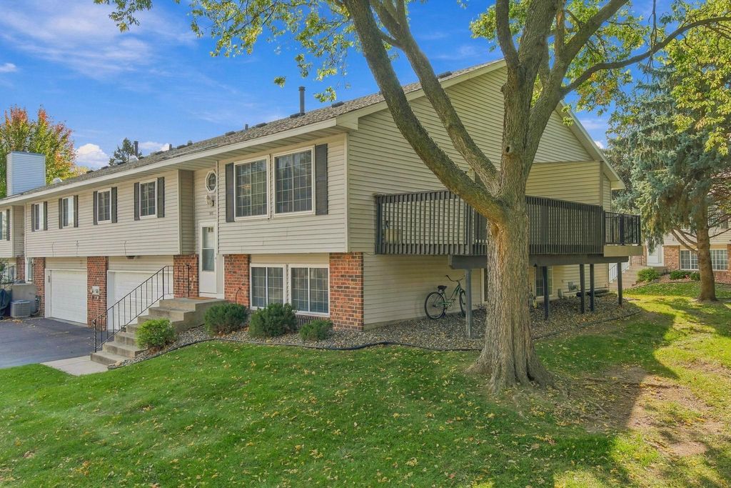 7973 147th Street W, Apple Valley, MN 55124 — exterior