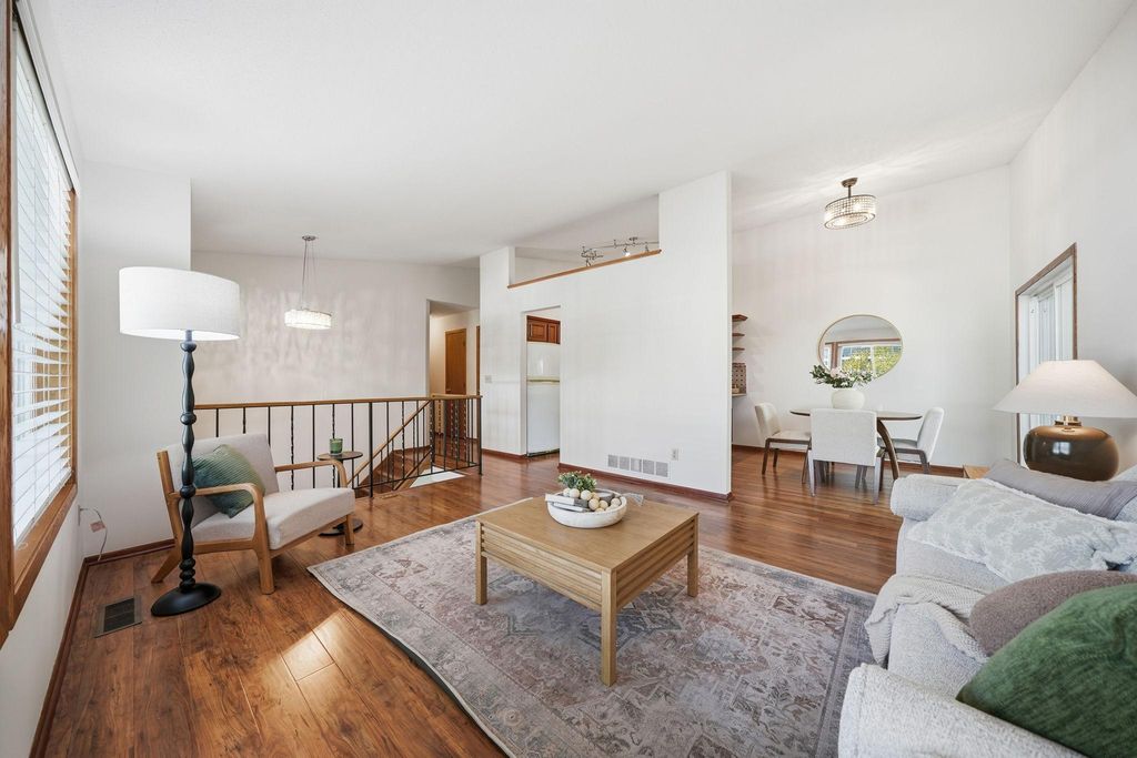 7973 147th Street W, Apple Valley, MN 55124 — photo 4