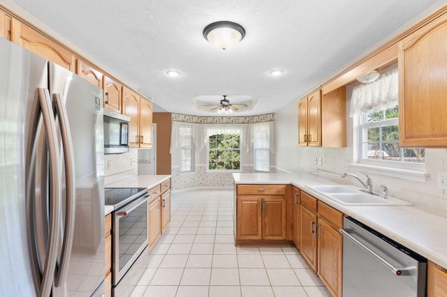 4901 N 13th Street, Ozark, MO 65721