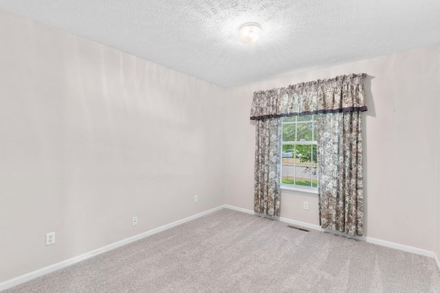 4901 N 13th Street, Ozark, MO 65721