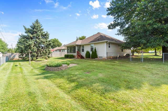 4901 N 13th Street, Ozark, MO 65721