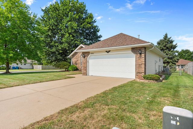 4901 N 13th Street, Ozark, MO 65721