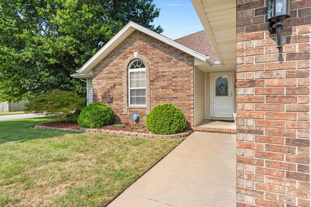 4901 N 13th Street, Ozark, MO 65721