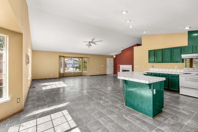 265 Mia Drive, Sparks, NV 89436