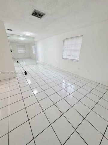 6100 SW 130th Ave 1610, Miami, FL 33183