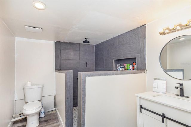 211 NW 8TH STREET, Mulberry, FL 33860
