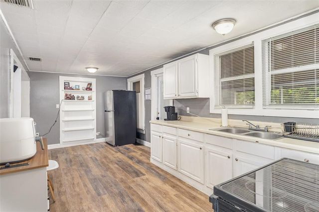 211 NW 8TH STREET, Mulberry, FL 33860