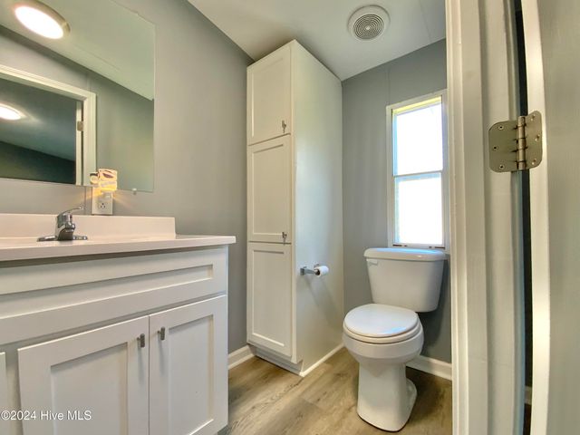 47 Valley Acres Drive, Whiteville, NC 28472