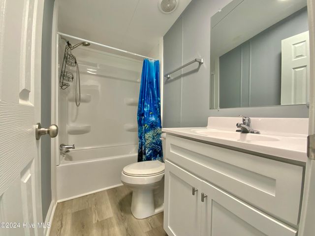 47 Valley Acres Drive, Whiteville, NC 28472