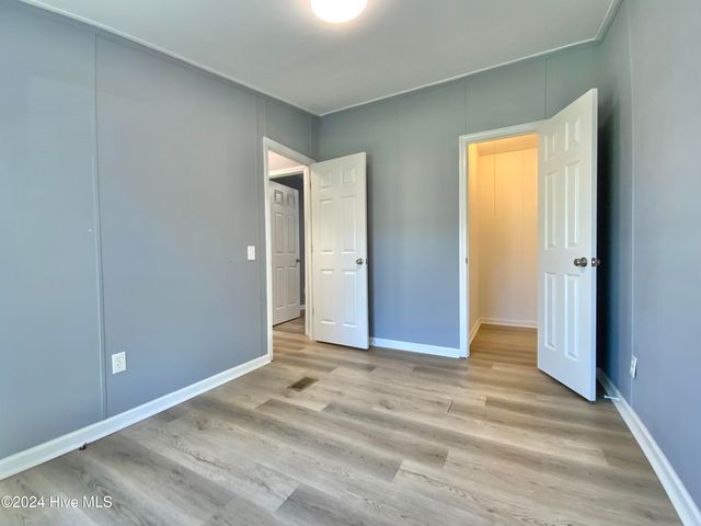 47 Valley Acres Drive, Whiteville, NC 28472