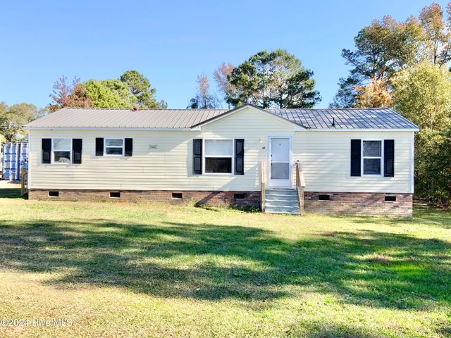47 Valley Acres Drive, Whiteville, NC 28472