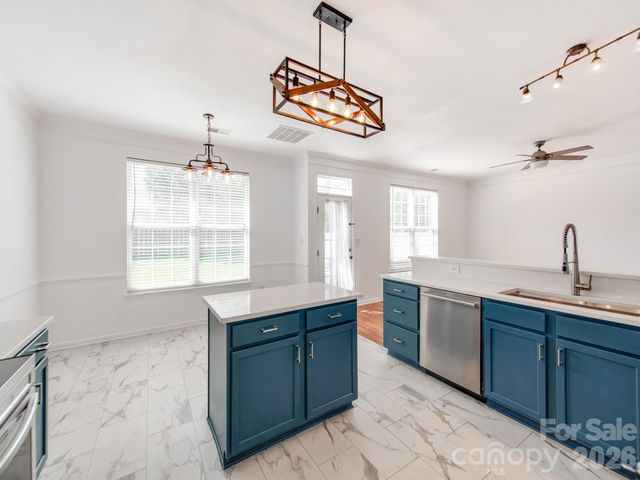 112 Elrosa Road, Mooresville, NC 28115