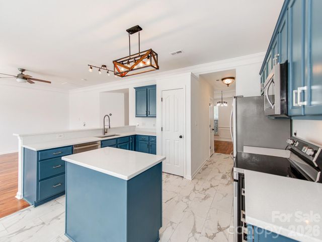 112 Elrosa Road, Mooresville, NC 28115
