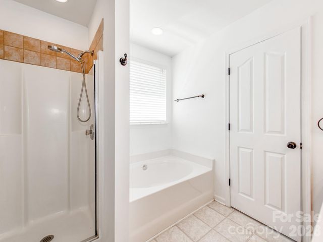 112 Elrosa Road, Mooresville, NC 28115