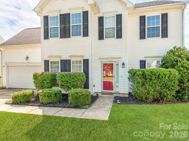 112 Elrosa Road, Mooresville, NC 28115