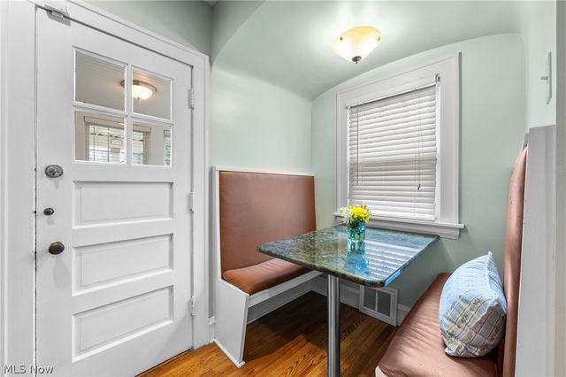 2135 Riverside Drive, Lakewood, OH 44107