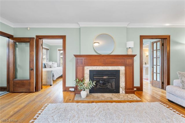 2135 Riverside Drive, Lakewood, OH 44107