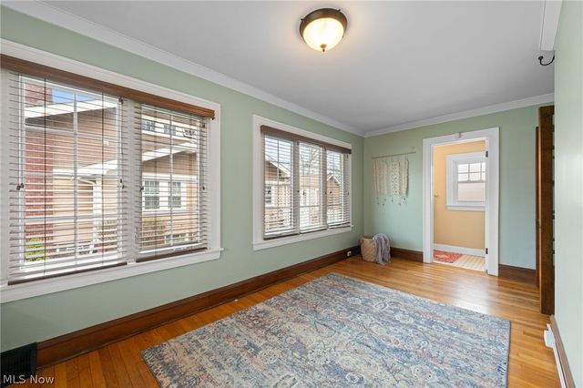 2135 Riverside Drive, Lakewood, OH 44107