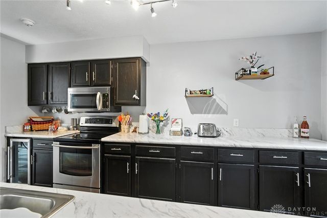 1372 Black Forest Drive 20, Dayton, OH 45449