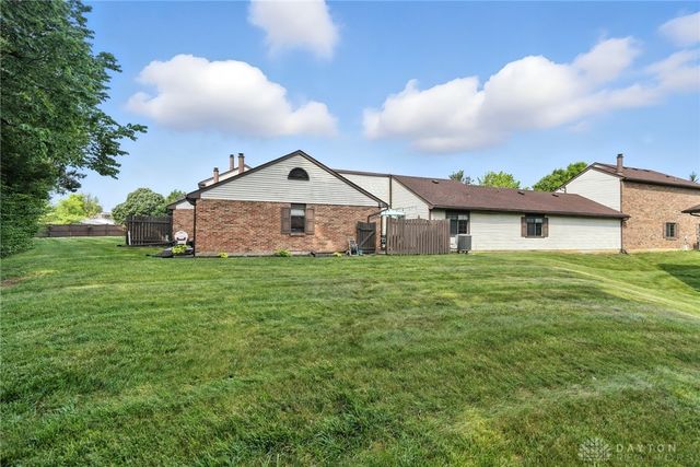 1372 Black Forest Drive 20, Dayton, OH 45449
