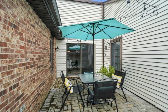1372 Black Forest Drive 20, Dayton, OH 45449