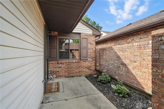 1372 Black Forest Drive 20, Dayton, OH 45449