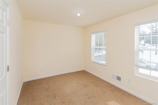 62 Bristol Circle, Rock Hill, NY 12775