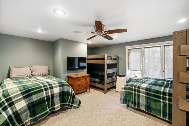 8554 W M-68, Indian River, MI 49749