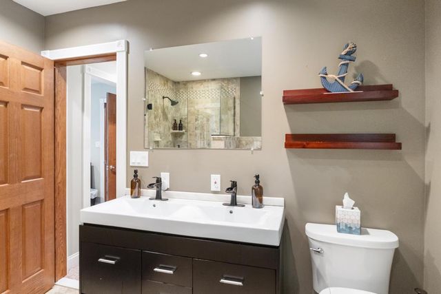 8554 W M-68, Indian River, MI 49749