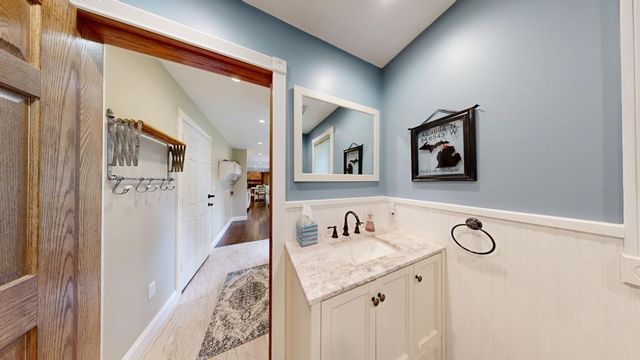 8554 W M-68, Indian River, MI 49749