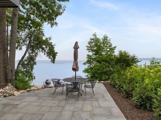 8554 W M-68, Indian River, MI 49749