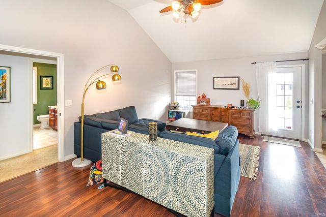 2525 Belize Drive, Evansville, IN 47725