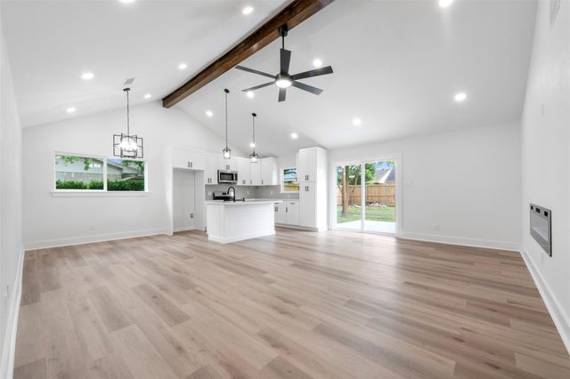 16230 Dunmoor Drive, Houston, TX 77059