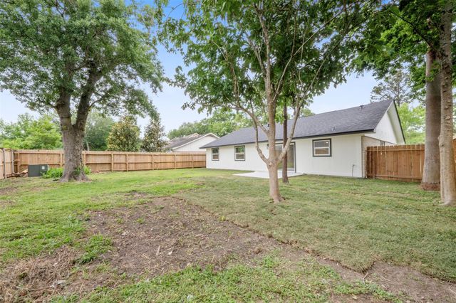16230 Dunmoor Drive, Houston, TX 77059